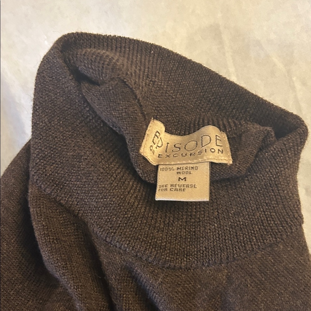 Women's mock wool Sweater Set - Forest Green and Chocolate Brown - Picture 4 of 7